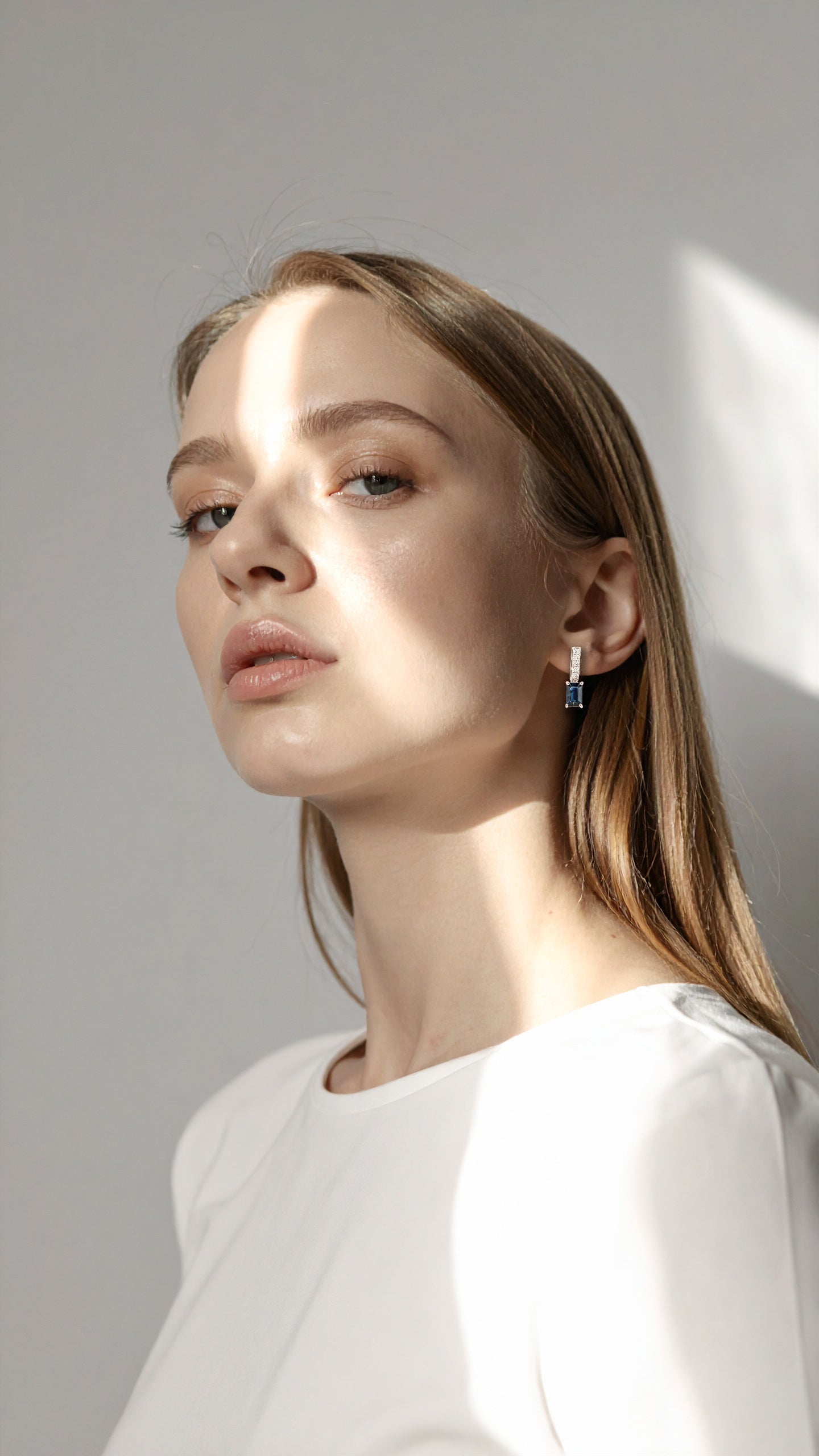 Sapphire & diamond earrings