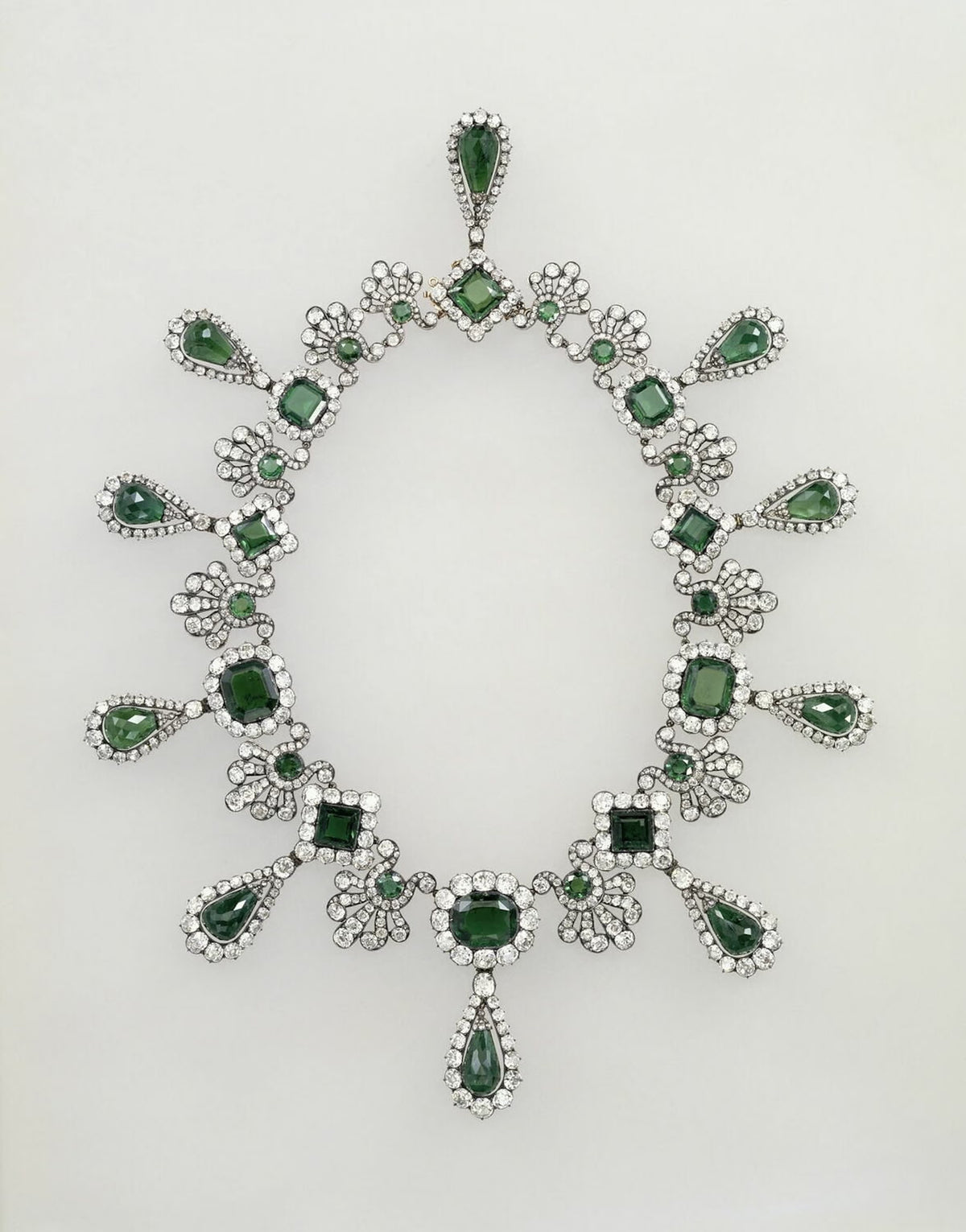 The Louvre Heist: Emeralds from the Andes and a Vanished Necklace